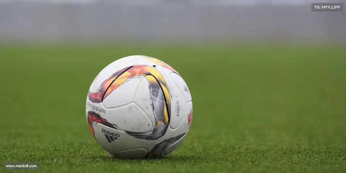 雷火竞技官网——🍗跆拳道场，腿如霹雳！